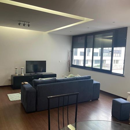 Neat Apartment Πόντα Ντελγκάντα Εξωτερικό φωτογραφία