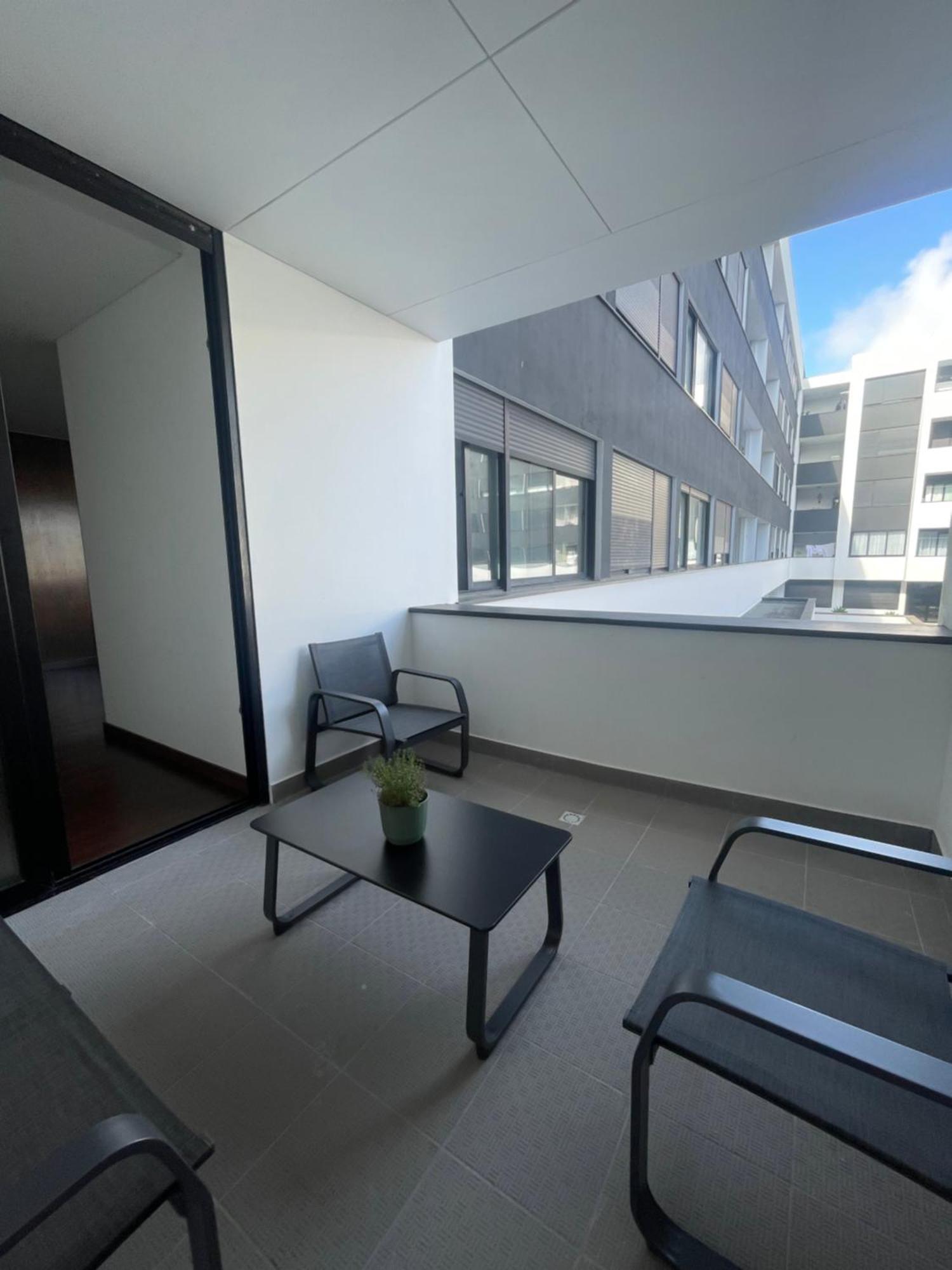 Neat Apartment Πόντα Ντελγκάντα Εξωτερικό φωτογραφία