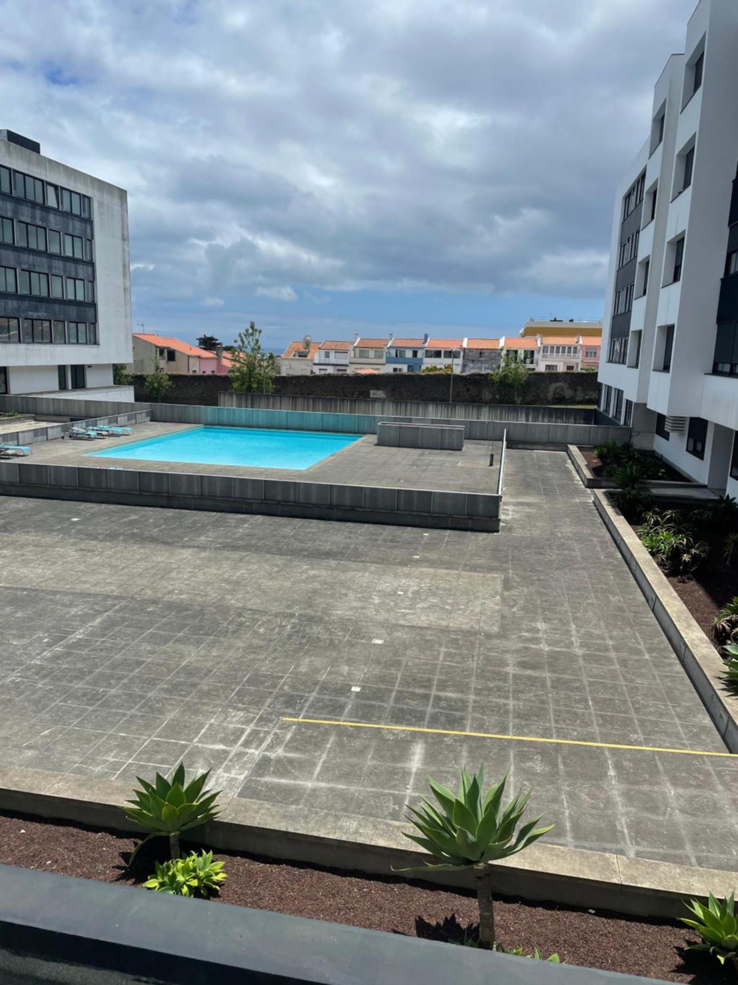 Neat Apartment Πόντα Ντελγκάντα Εξωτερικό φωτογραφία